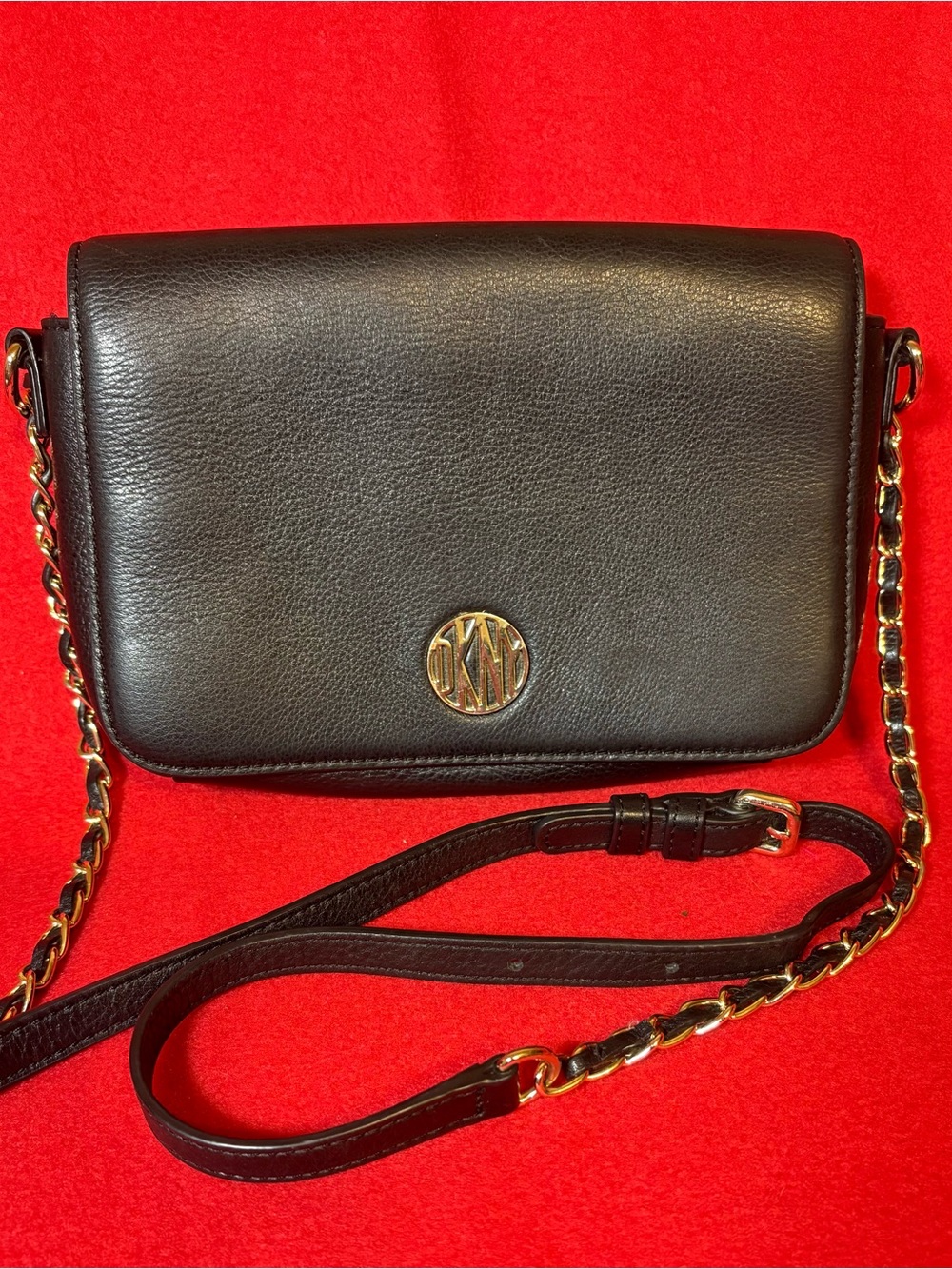 DKNY black cow leather chain crossbody purse